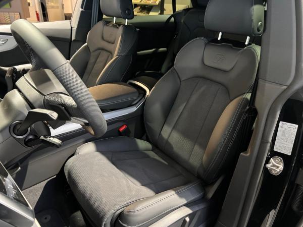 Audi Q8 TDI quattro S-Line Business ⇒ Matrix ⇒ 23" ⇒ Panoramadach  ⇒ HUD  ⇒ AHK