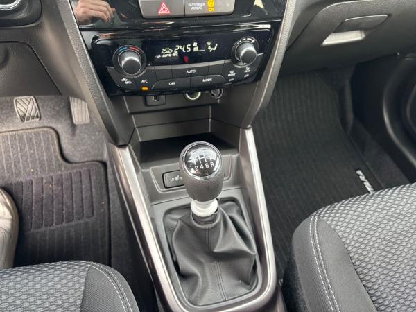 Suzuki Vitara Vitara 1.4 Comfort Hybrid- Sofort Verfügbar- Standort Hamburg