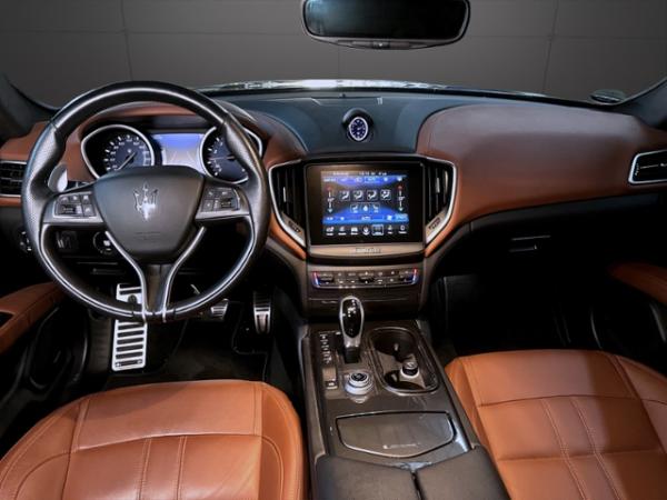 Maserati Ghibli S Q4 GranSport