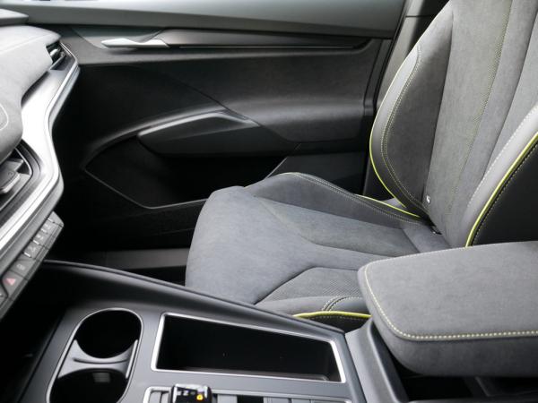 Skoda Elroq RS Lounge NAVI AHK ACC HUD MATRIX-LED 360° *881*