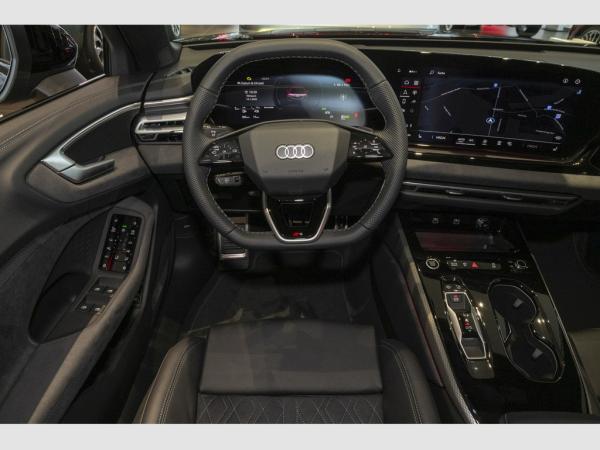 Audi A5 Avant e-hybrid quattro Tech plus/S line Interieur/Pano