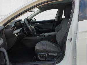 Skoda Superb Combi Selection 2.0 TDI AHK MATRIX LED KESSY NAVI JAHRESWAGEN