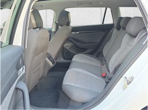 Skoda Superb Combi Selection 2.0 TDI AHK MATRIX LED KESSY NAVI JAHRESWAGEN