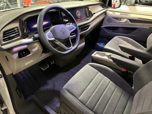 Volkswagen Multivan Style Motor: 2,0 l TDI SCR 110 kW Getriebe: 7-Gang-Doppelkupplungsgetriebe