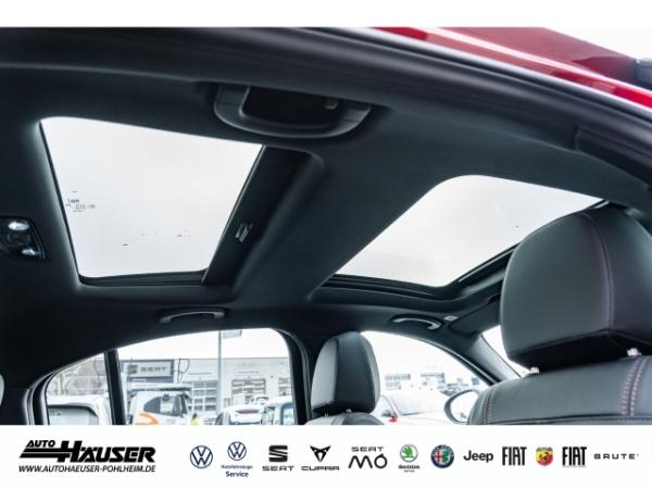 Alfa Romeo Giulia INTENSA 2.0 Turbo AT8 Q4 PANORAMA HARMAN-KARDON BREMBO ROSSO-ETNA