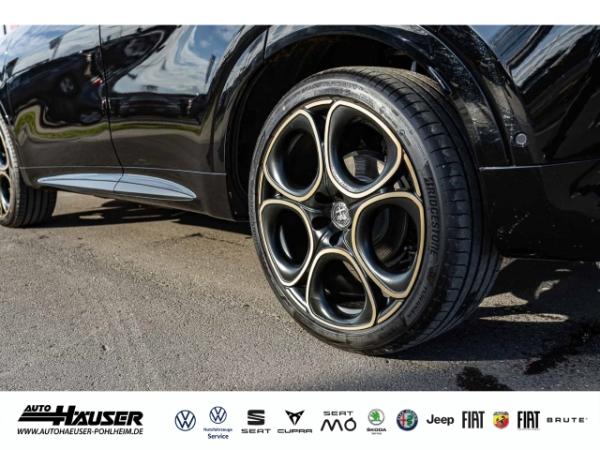 Alfa Romeo Tonale Ibrida INTENSA MY25 1.5 VGT Hybrid PANO HARMAN-KARDON BREMBO EL. HECKKL.