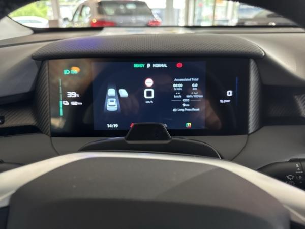 MG S5 EV 64 kWh Luxury  Long Range Voll--LED Sitzheizung Wireless Carplay