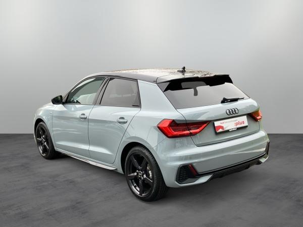 Audi A1 Sportback S-Line 30 TFSI S-tronic / LED, RFK