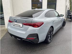BMW i4 M50 xDrive BLP:90.770,-EUR || AHK Glasdach