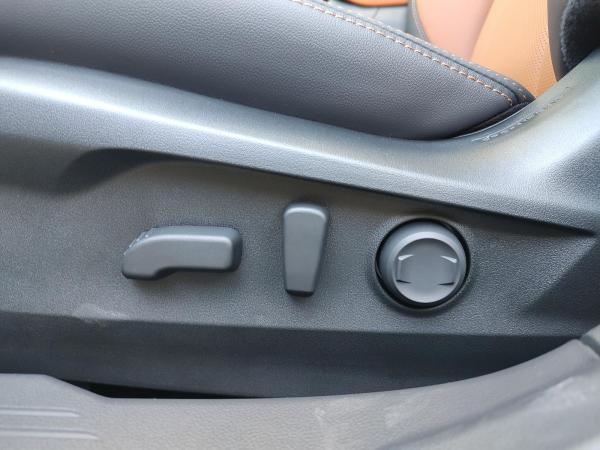 Subaru OUTBACK Outback 2.5i Platinum AWD Automatik