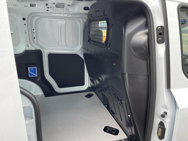 Ford Transit Courier Trend BEV * Sofort Verfügbar *