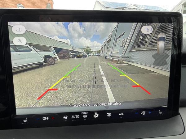 Ford Transit Courier Trend BEV * Sofort Verfügbar *