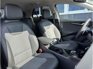 Kia Niro 1.6 GDI Hybrid Vision KOM STY