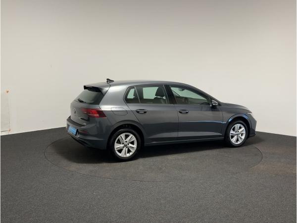 Volkswagen Golf VIII 1.5 TSI DSG Life Anschlussgarantie 100.000 bis 03.2030