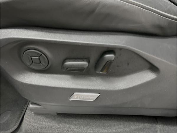 Volkswagen Touareg 3.0 TDI 4Motion Tiptronic R-Line