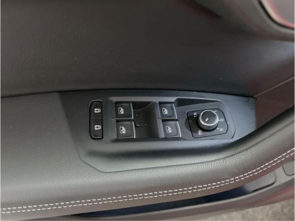 Volkswagen Touareg 3.0 TDI 4Motion Tiptronic R-Line