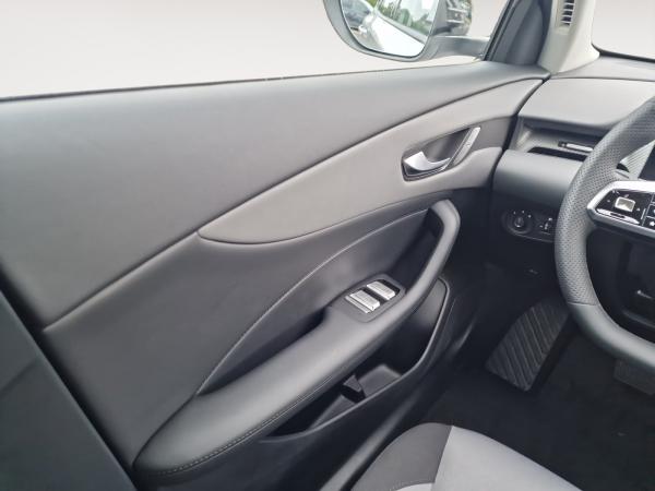 MG S5 EV 49kWh Com. LED STHZ KAM GRA SHZ