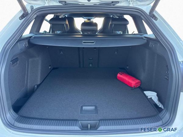 Volkswagen Golf Variant 2.0 TDI DSG R-Line NAV AHK HUD 18
