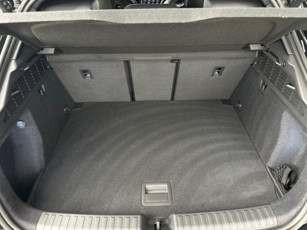 Audi RS3 Sportback MATRIX*Vmax290*RS-AGA*HuD*Keramik