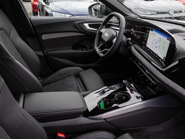 Audi A5 Avant e-hybrid 270kw edition one quattro AHK S-Interieur 19"