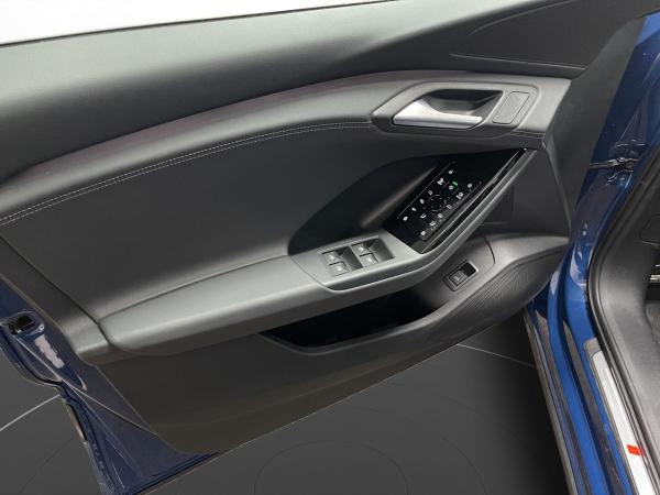 Audi Q6 e-tron edition one blue Pano Matrix LM 21" 360°