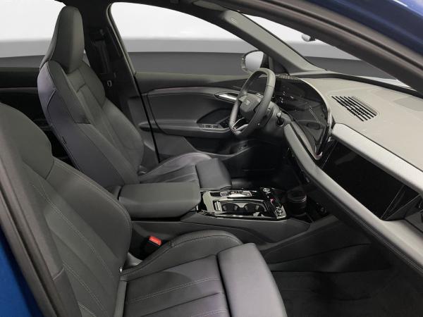 Audi Q6 e-tron edition one blue Pano Matrix LM 21" 360°