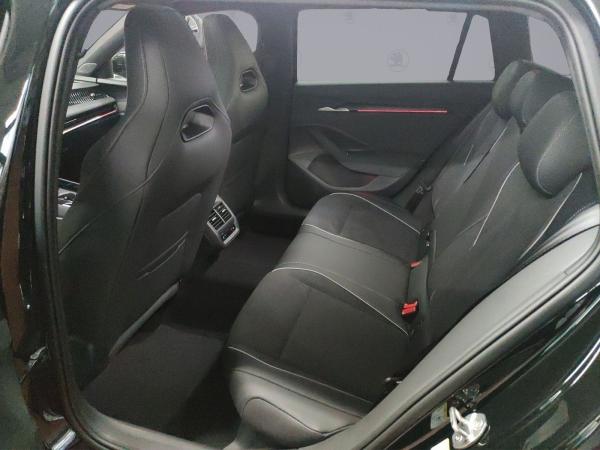 Skoda Superb Combi Sportline 2.0 TDI DSG 4x4 AHK ACC