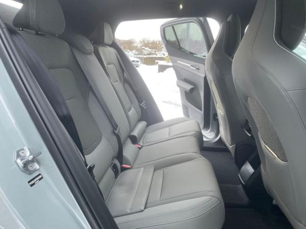 Volvo EX30 Single Extended Range Plus