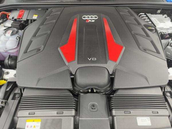 Audi RS Q8 SUV performance tiptr. AKTIONSPREIS