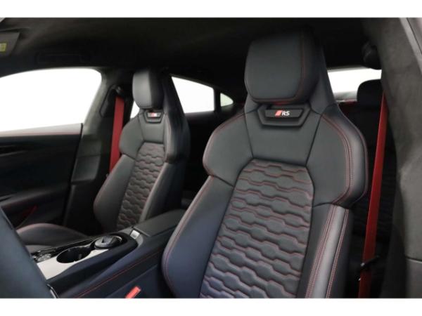 Audi RS e-tron GT performance Keramik/HUD/Laser