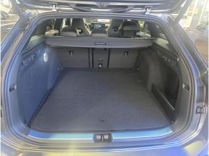 Volkswagen Passat R-Line "Signature" Hybrid //SOFORT VERF.// 272PS - HUD, Leder, LED, Kamera, AHK usw.