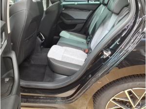 Skoda Octavia Octavia Combi Selection 2.0 TDI 110kW DSG - LED PDC Pano HUD Kamera Navi ACC LM Virtual Cockpit