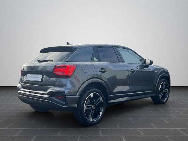 Audi Q2 S line 35 TFSI / S tronic