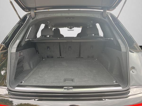 Audi Q7 S line business TDI quattro tiptronic