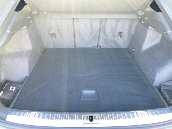 Audi Q3 Sportback S line 35 TFSI S tr. LED 19 AHK ACC