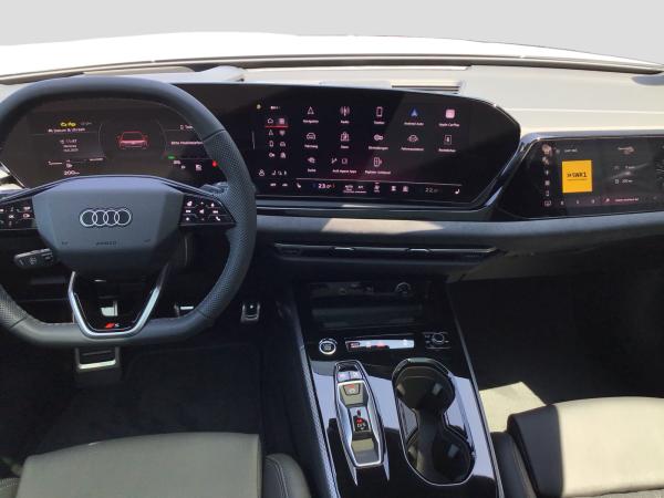 Audi A5 Avant TFSI quattro S-Line Tech pro Pano Matrix HUD