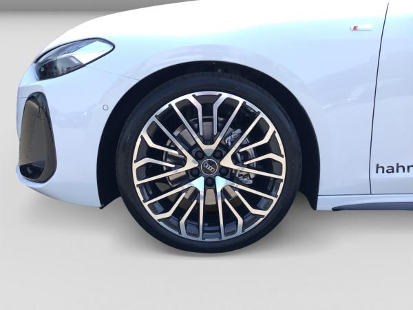 Audi A5 Avant TFSI quattro S-Line Tech pro Pano Matrix HUD