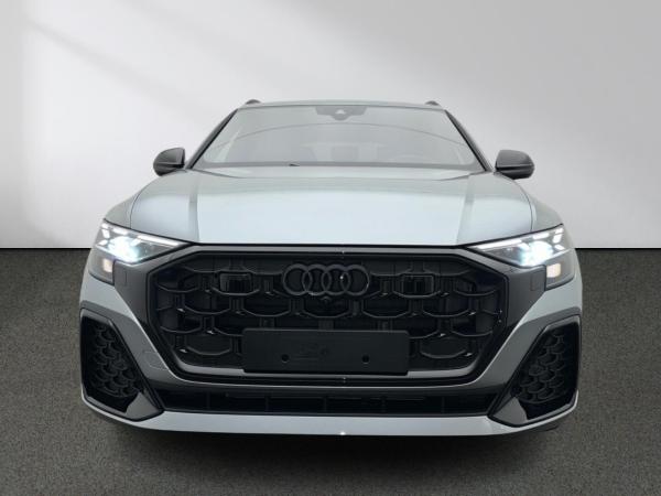 Audi Q8 TDI quattro Allradlenkung Matrix Panorama