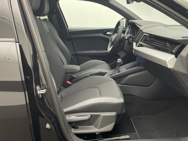 Audi A1 Sportback S line 40 TFSI Optik-Paket Navi LED