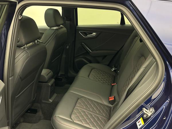 Audi Q2 S line 35 TFSI S tronic Digitales Cockpit