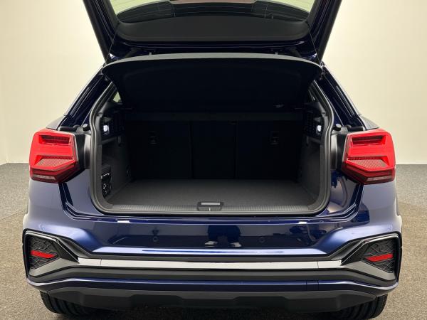 Audi Q2 S line 35 TFSI S tronic Digitales Cockpit