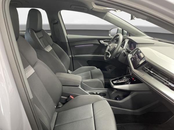 Audi Q4 e-tron 45 LED LM 19" Navi PDC+RFK ACC Head-Up