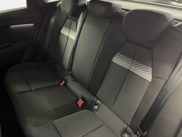 Audi Q4 e-tron 45 LED LM 19" Navi PDC+RFK ACC Head-Up