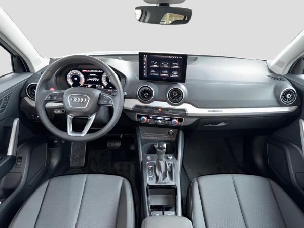 Audi Q2 advanced 35TFSI S-trc Virtual AHK Navi LED