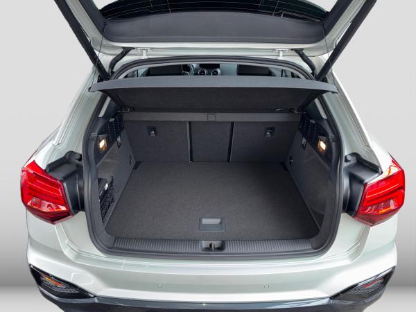 Audi Q2 advanced 35TFSI S-trc Virtual AHK Navi LED