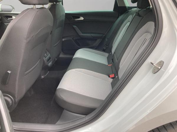 Seat Leon Sportstourer Road Edition 1.5 eTSI 110 kW (150 PS) 7-Gang-DSG - **Sofort verfügbar**