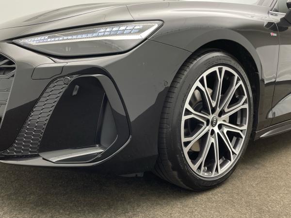 Audi A6 Avant TDI Beifahrerdisplay Navi Memory LED