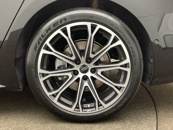 Audi A6 Avant TDI Beifahrerdisplay Navi Memory LED