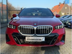 BMW i5 eDrive40 Touring M Sport //Komfortsitze Sitzbelüftung Stop&Go B&W