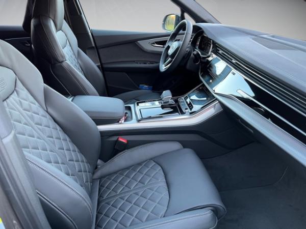 Audi Q7 3,0 TFSI e quattro S line Matrix AZV